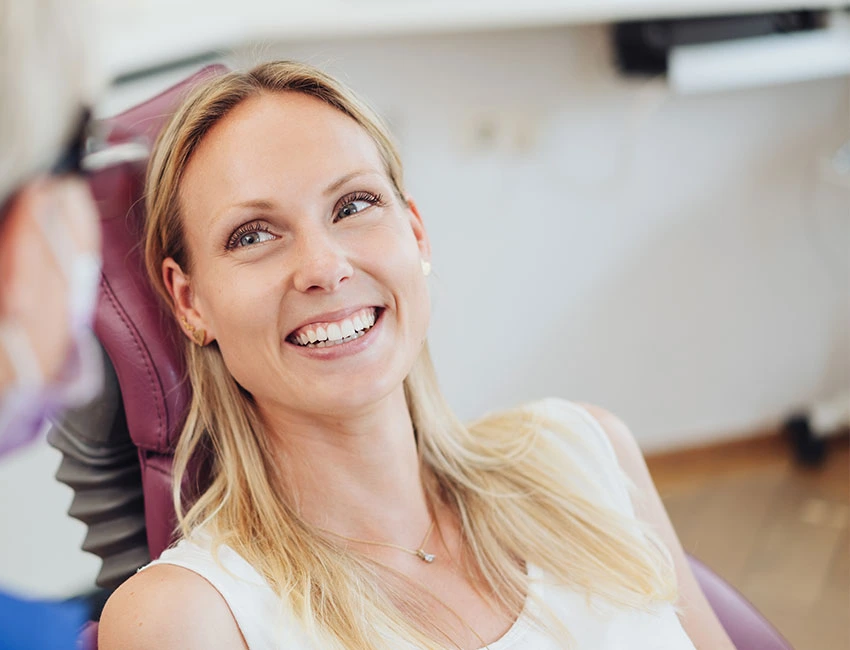 dental-bridge-consultation.webp