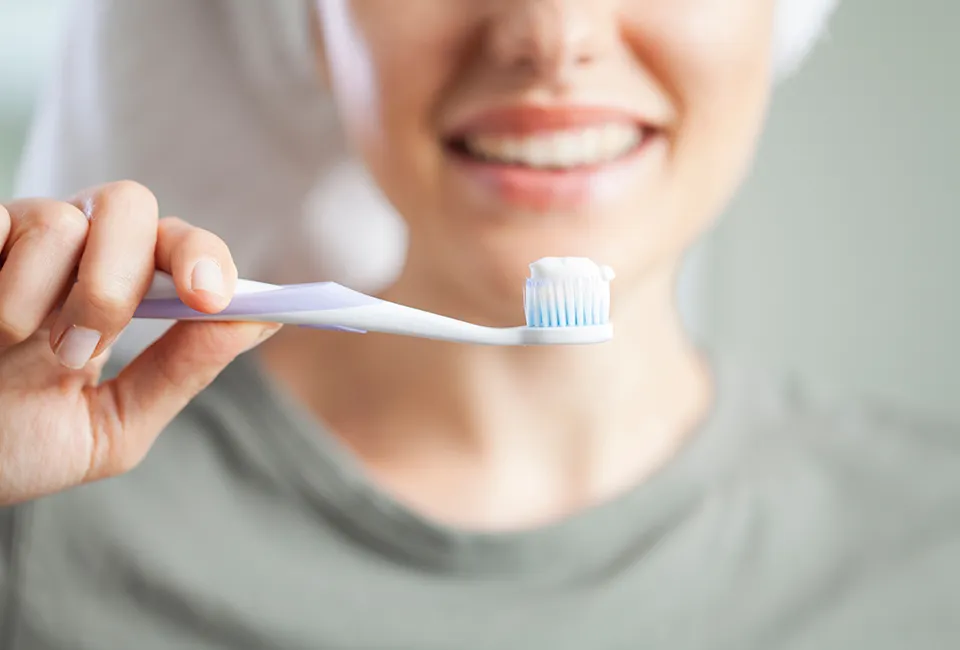 home-oral-health-care.webp