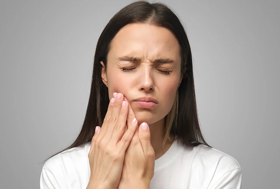 A patient getting urgent care from an emergency dentist at Smile Spa Camarillo Dentistry